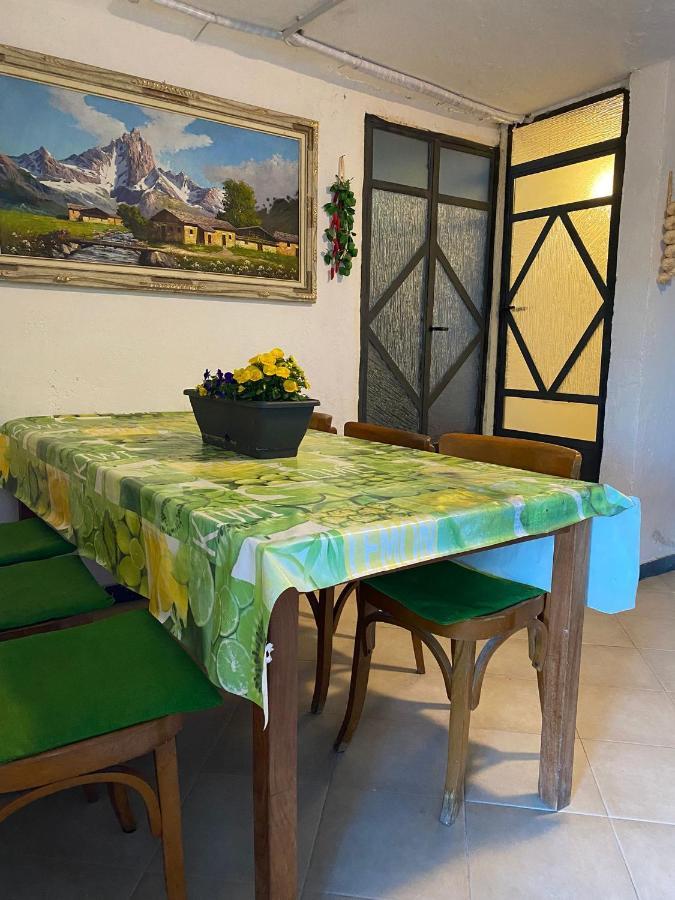 La Parisienne Villa *