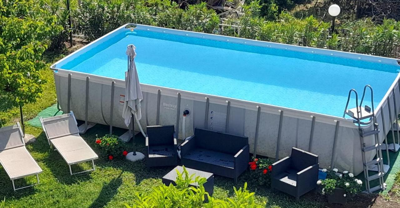 La Parisienne Villa